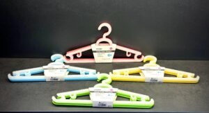 6Pcs Clothes Hanger Set, Available in Colors
